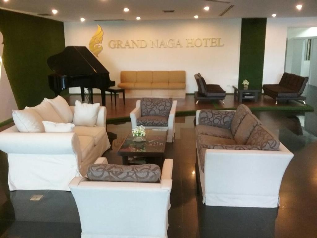 Grand Naga Hotel Udon Thani Bagian luar foto